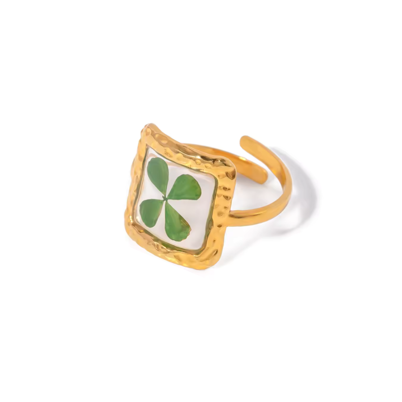 Lucky Ring