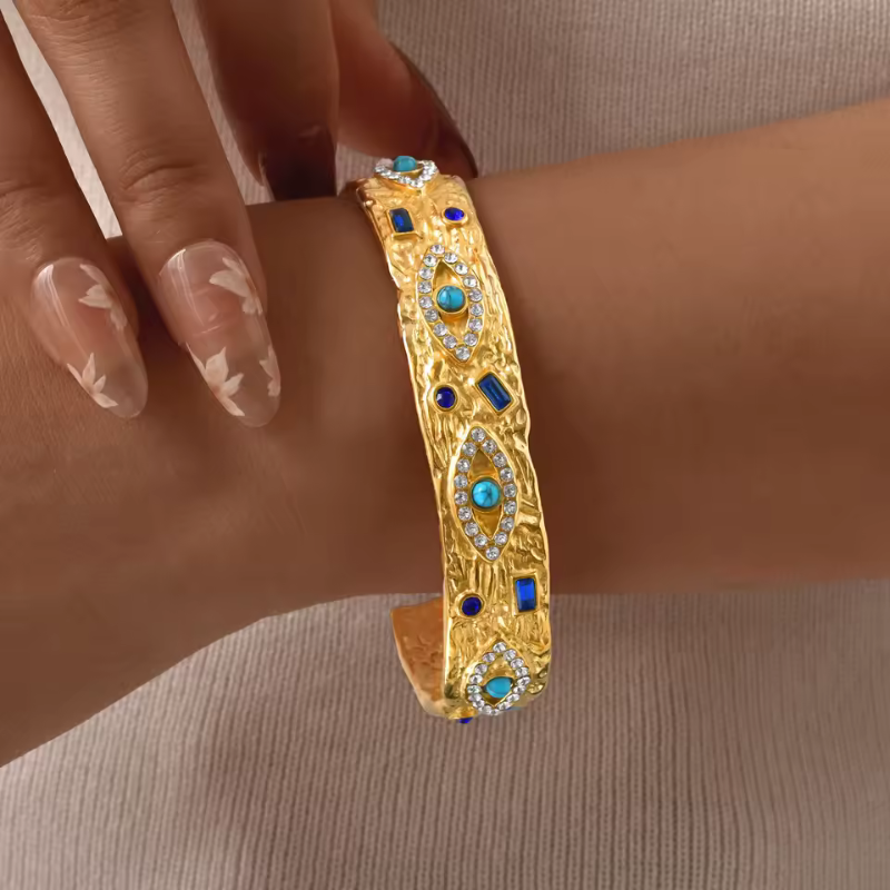 Iris bangle