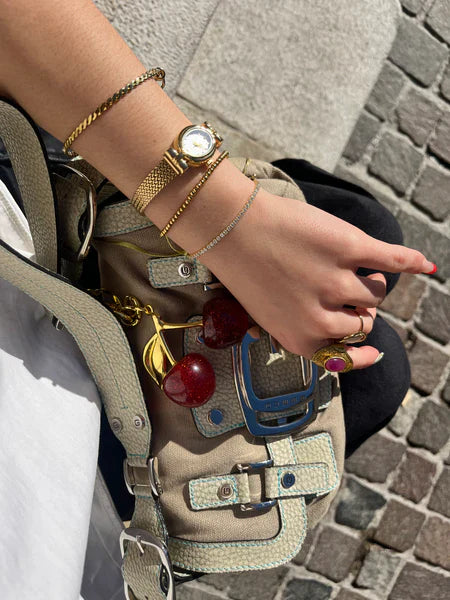 <h4><strong>20,000+ girls love Nurielle statement pieces</strong></h4>