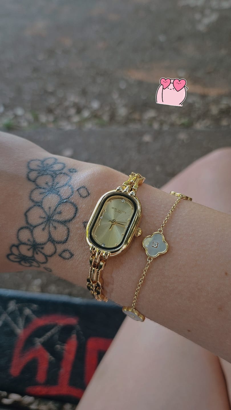 <h4><strong>20,000+ girls love Nurielle statement pieces</strong></h4>